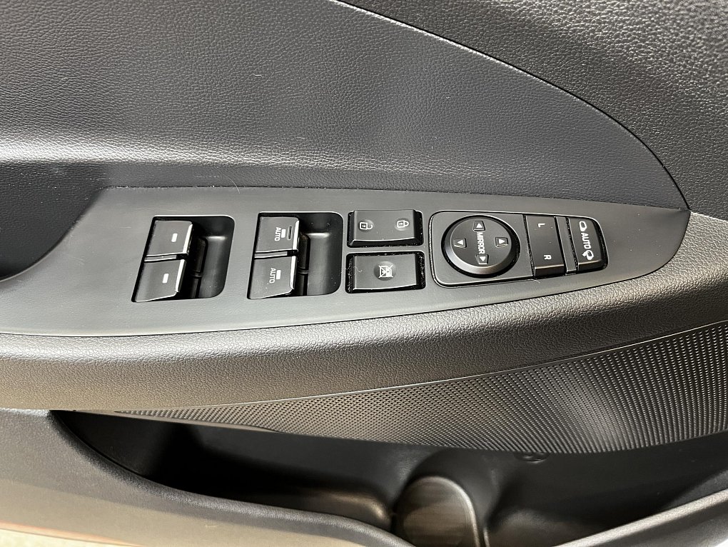 Hyundai Tucson 1.6 TGDi Trikolor