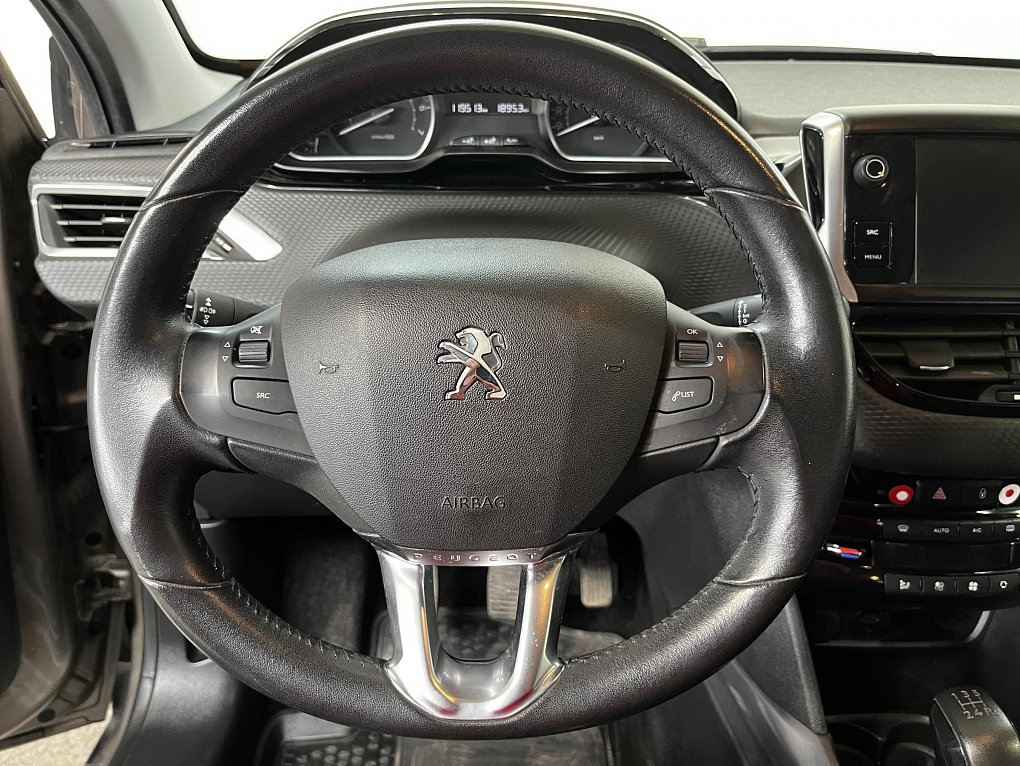 Peugeot 2008 1.2PT 