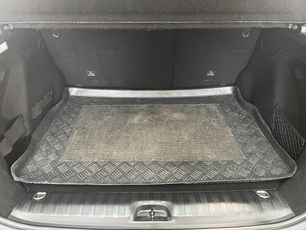 Peugeot 2008 1.2PT 