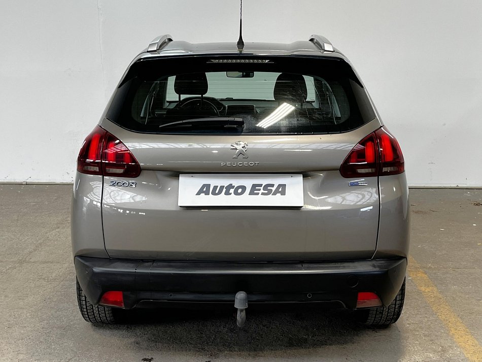 Peugeot 2008 1.2PT 