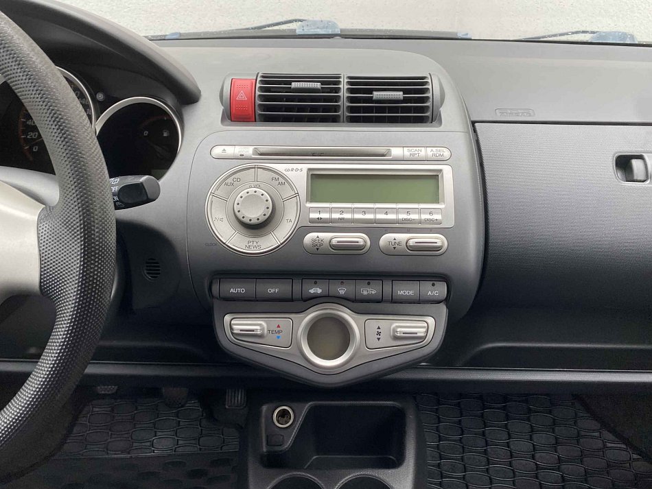 Honda Jazz 1.3i 