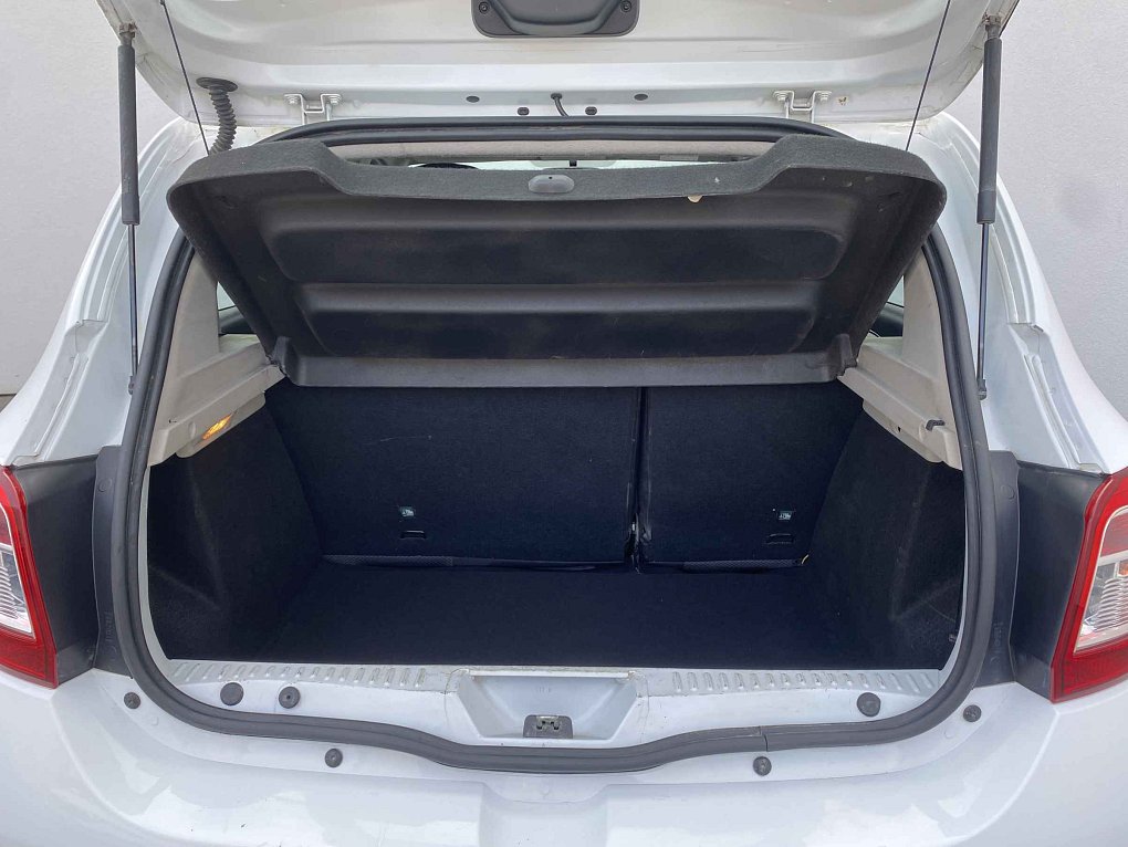 Dacia Sandero 1.2i 
