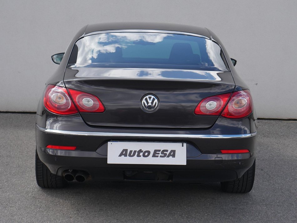 Volkswagen Passat CC 2.0 TDi 