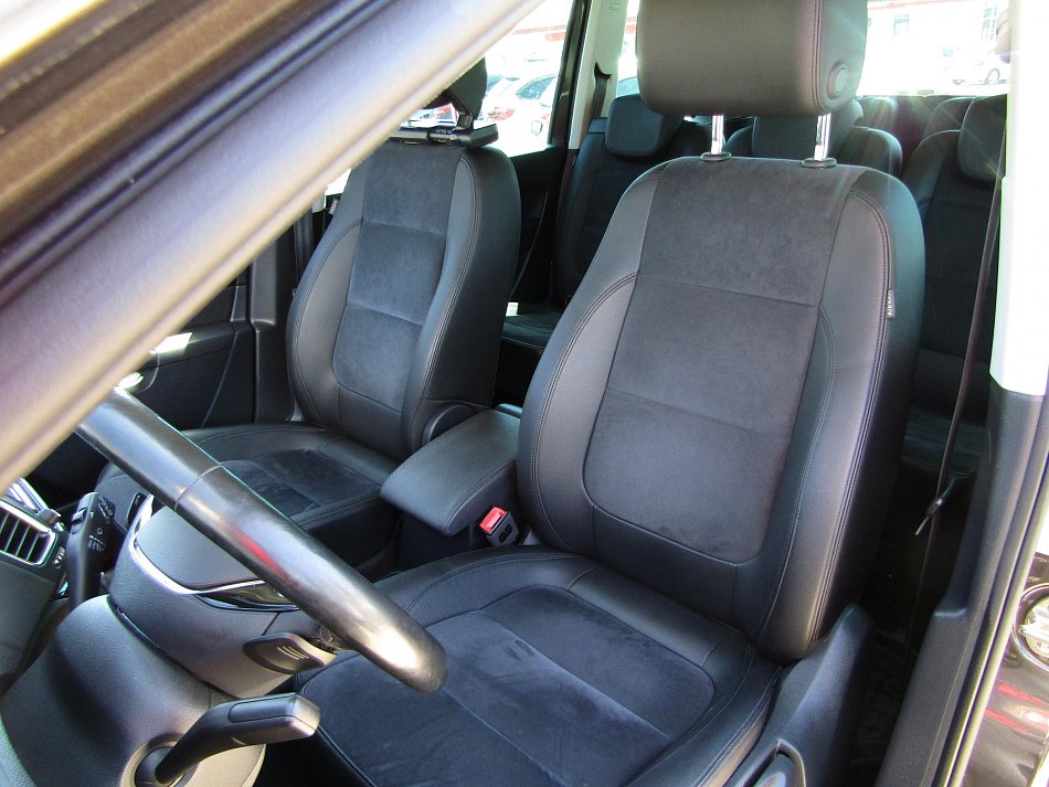 Volkswagen Sharan 2.0TDI  4x4, 7míst