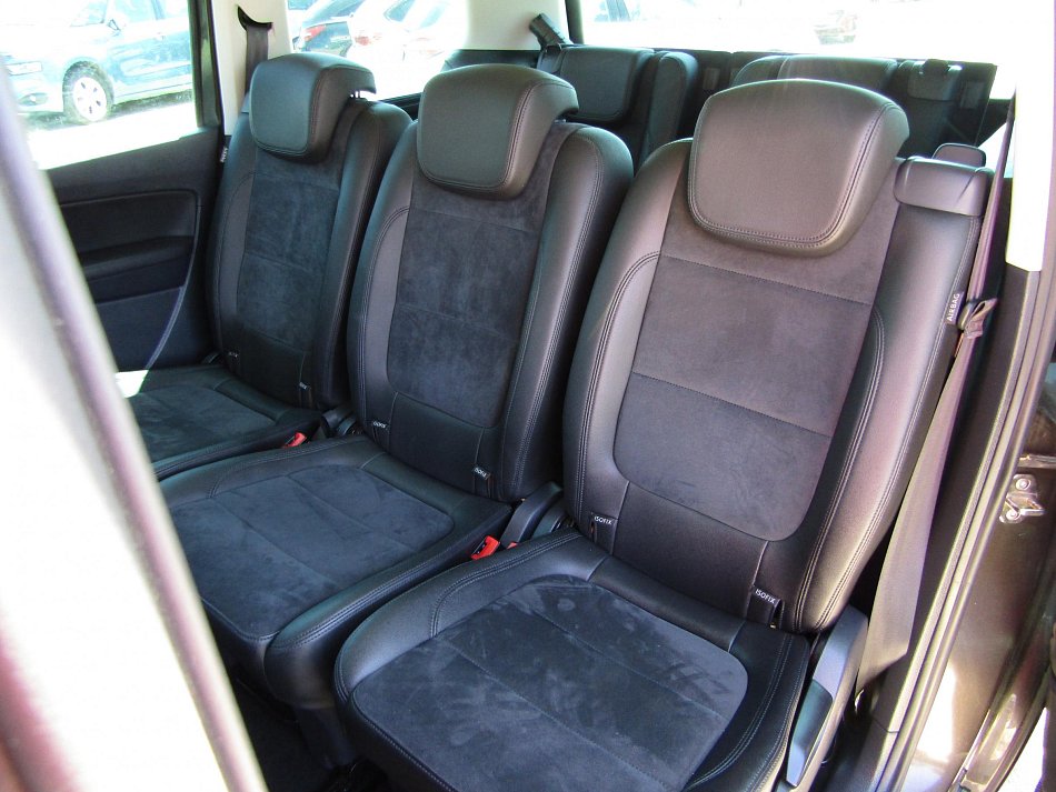 Volkswagen Sharan 2.0TDI  4x4, 7míst