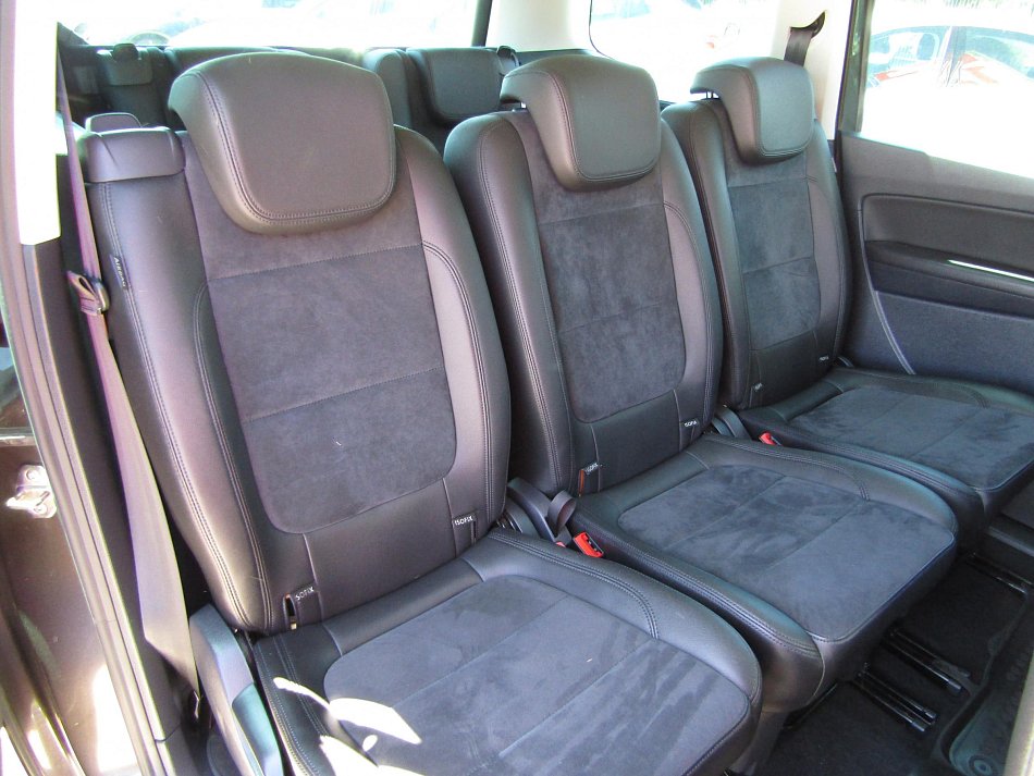 Volkswagen Sharan 2.0TDI  4x4, 7míst