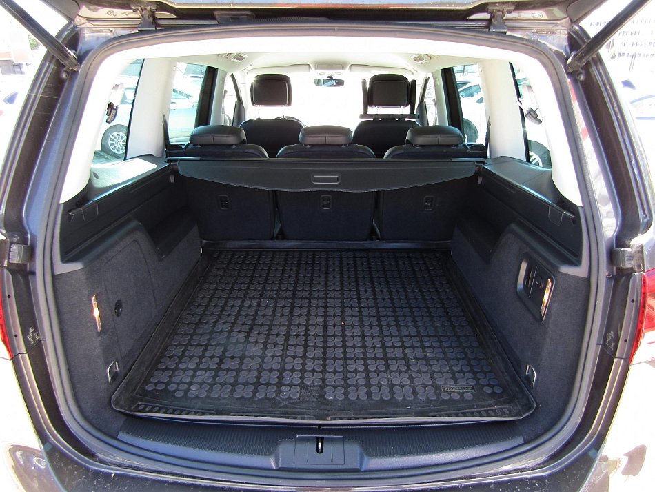 Volkswagen Sharan 2.0TDI  4x4, 7míst