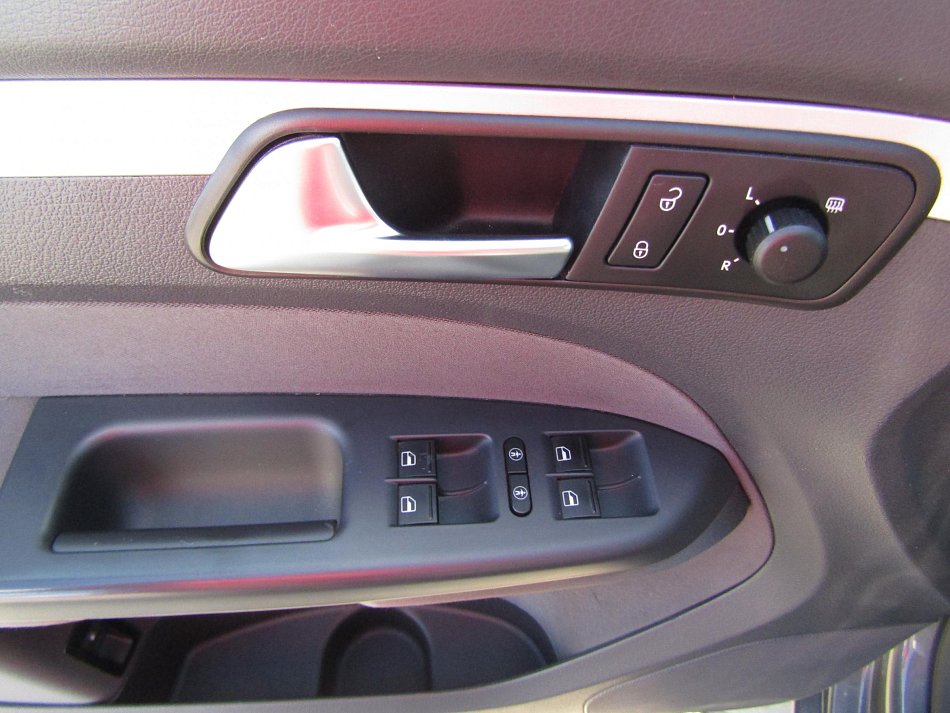 Volkswagen Touran 1.4 TSi 