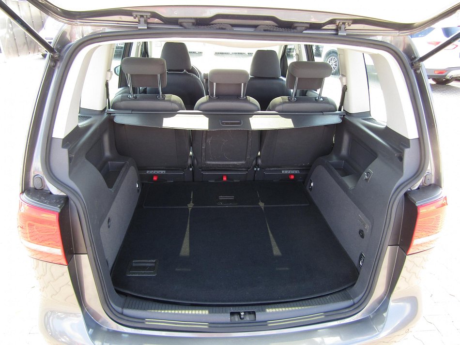 Volkswagen Touran 1.4 TSi 