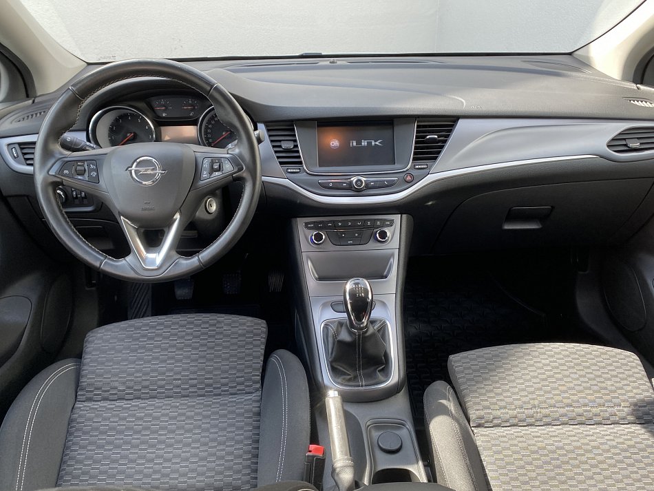 Opel Astra 1.4T 
