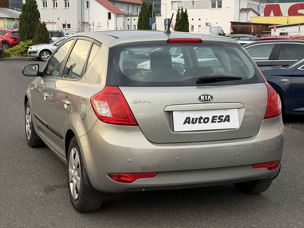 Kia Ceed 1.4 CVVT 