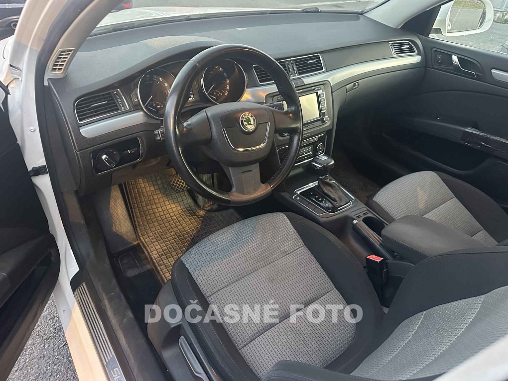 Škoda Superb II 2.0 TDi Ambition