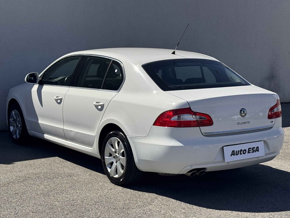 Škoda Superb II 2.0 TDi Ambition