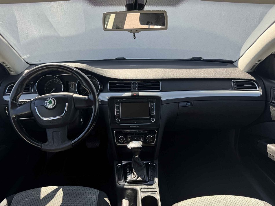 Škoda Superb II 2.0 TDi Ambition