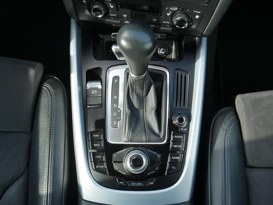 Audi Q5 3.0 TDi  Quattro