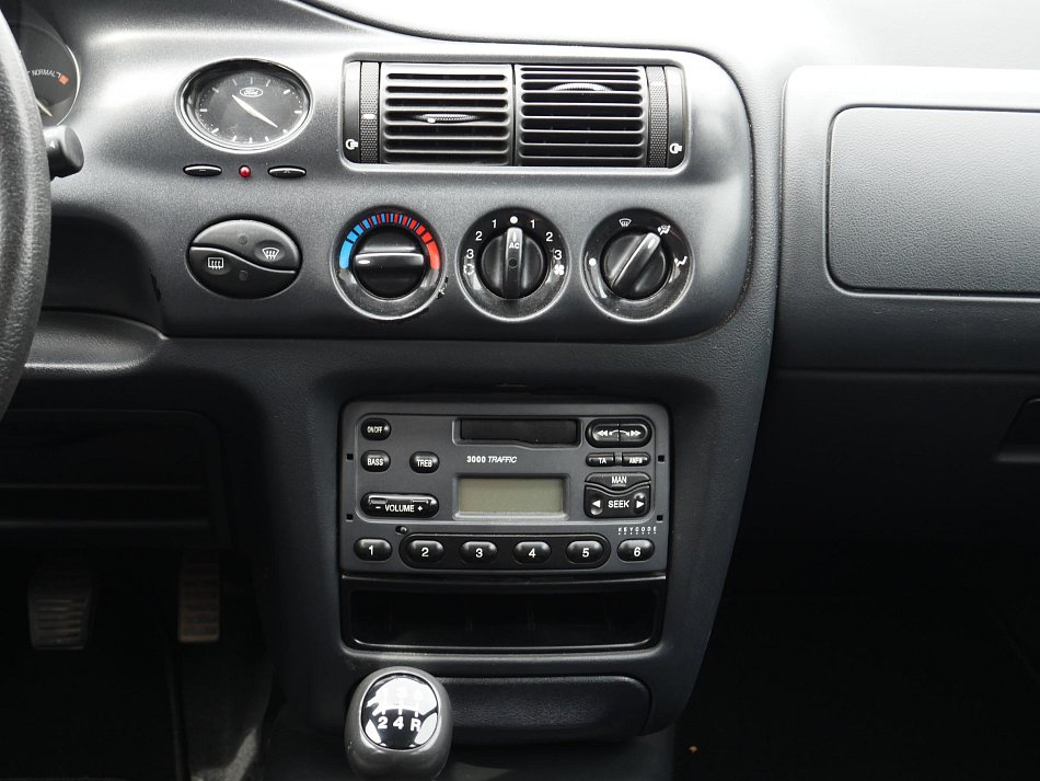 Ford Escort 1.6i 