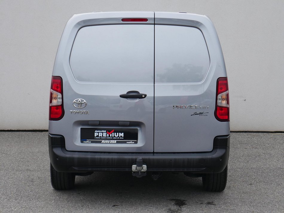 Toyota ProAce City 1.5D-4D  MAXi XL