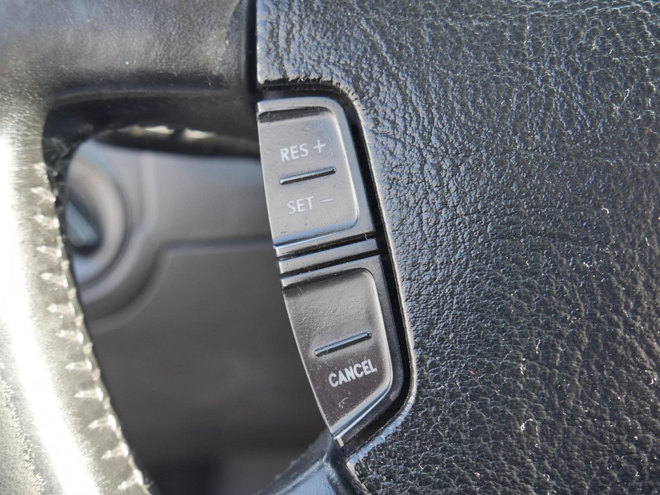 Volkswagen Golf 1.6 i 