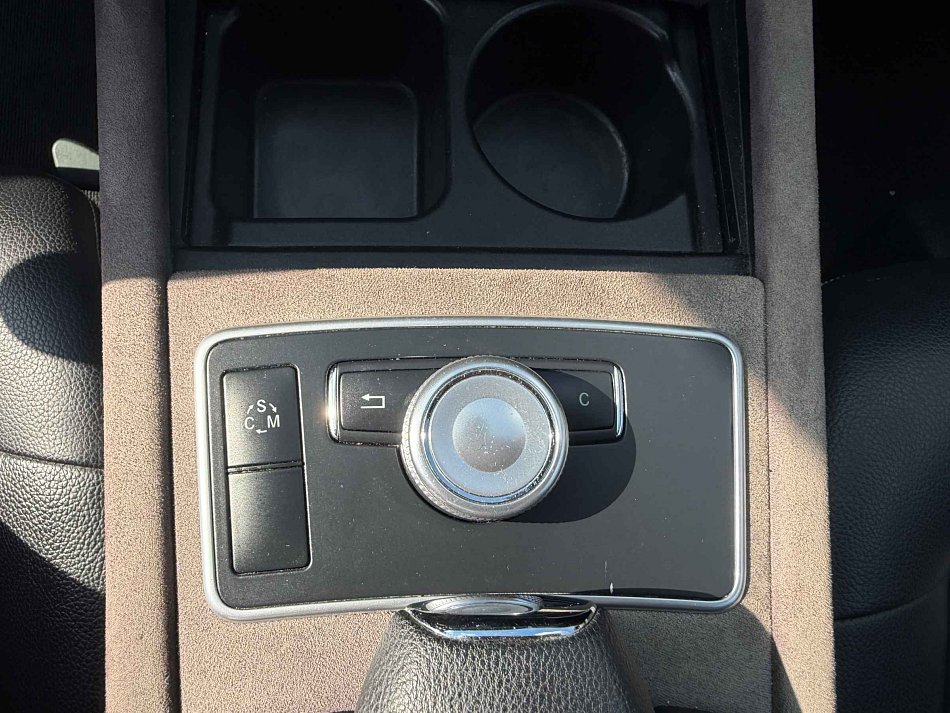 Mercedes-Benz Třída E 350CDi  4Mat