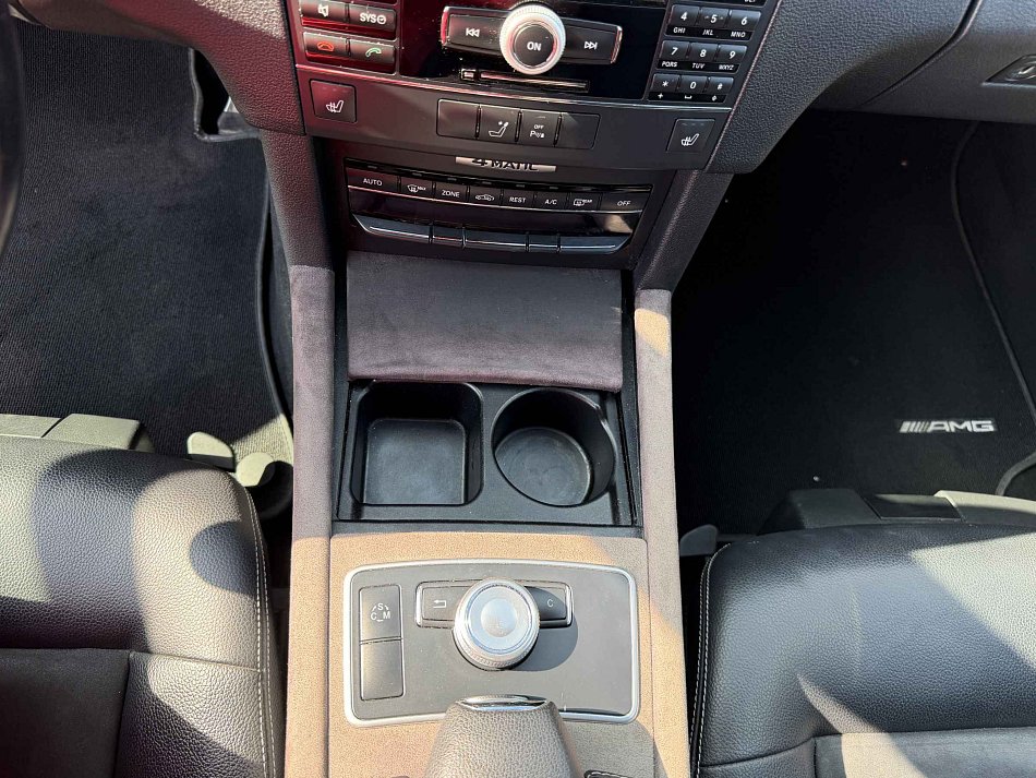 Mercedes-Benz Třída E 350CDi  4Mat