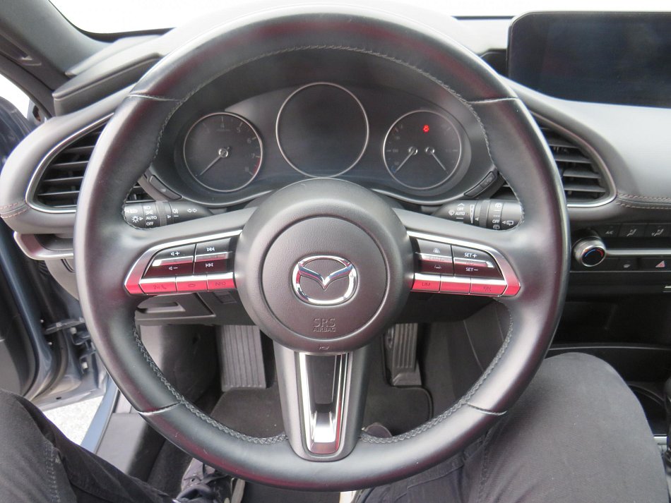 Mazda 3 2.0i 