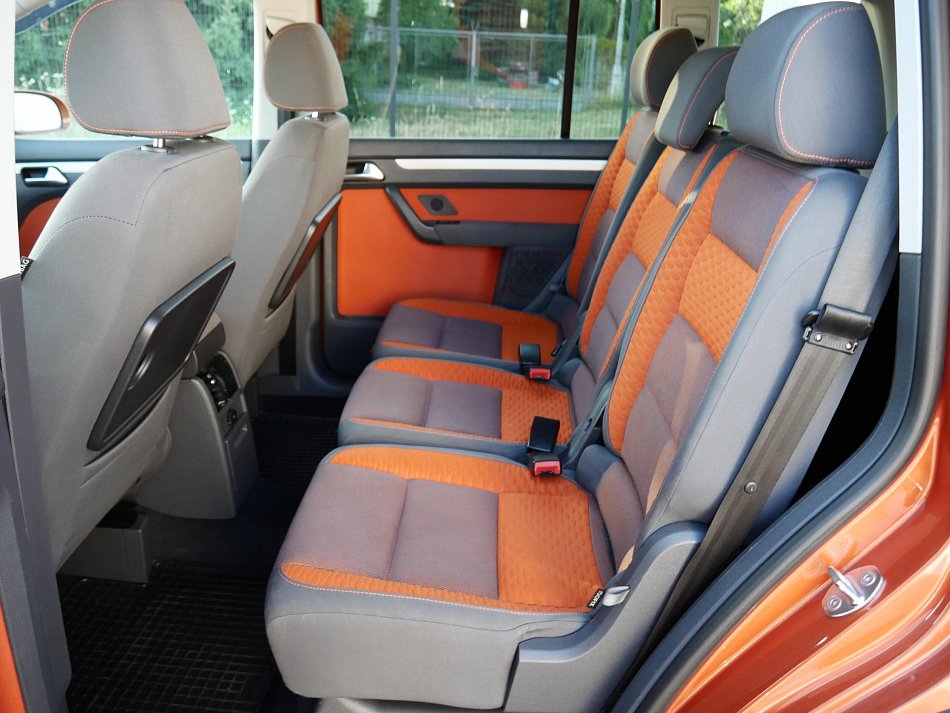 Volkswagen Touran 1.4 TSi 
