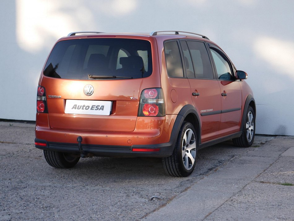 Volkswagen Touran 1.4 TSi 