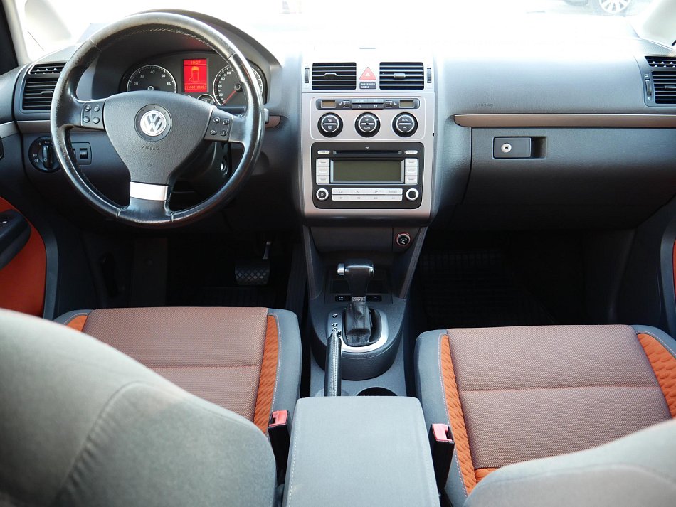 Volkswagen Touran 1.4 TSi 