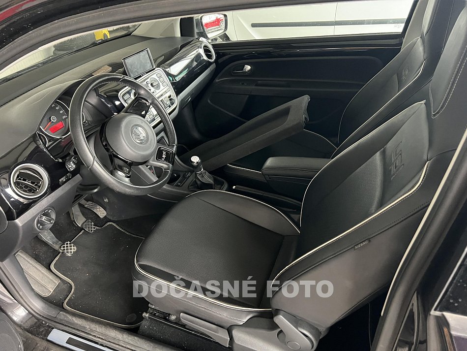 Volkswagen Up! 1.0MPi Highline