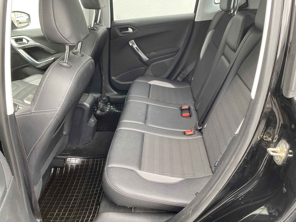 Peugeot 2008 1.6 e-HDI 