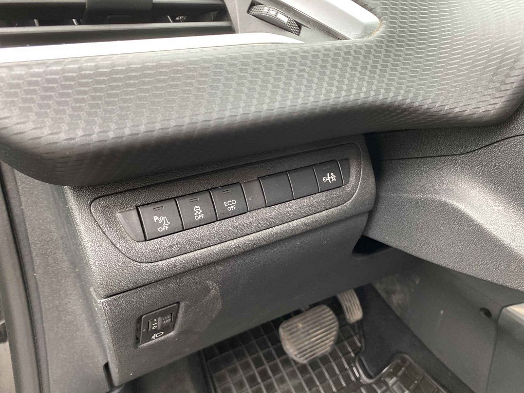 Peugeot 2008 1.6 e-HDI 