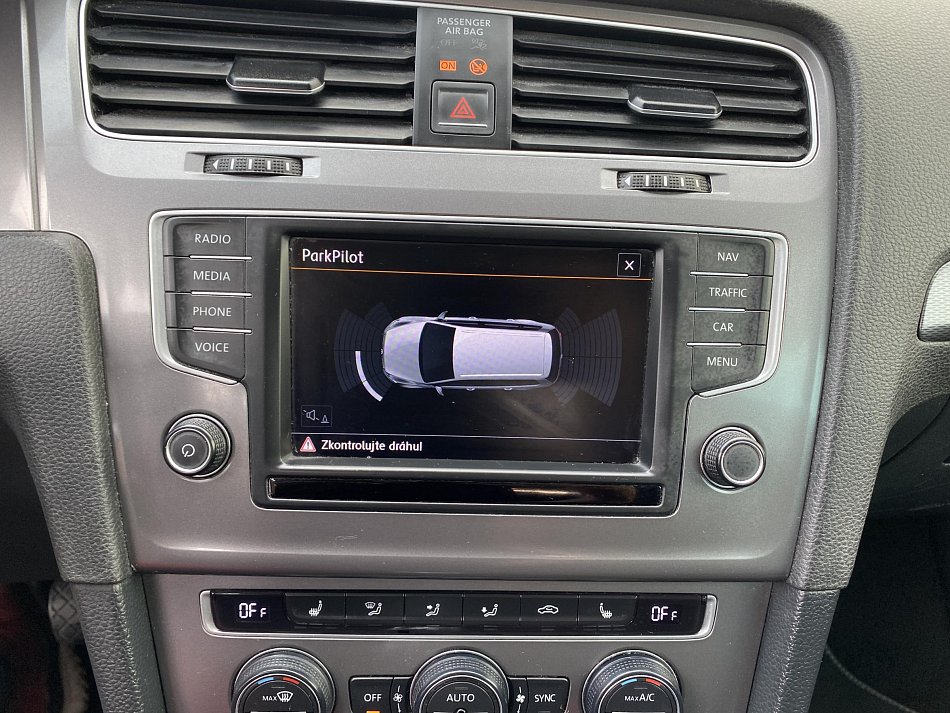 Volkswagen Golf 2.0 TDi Lounge