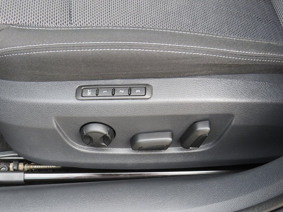 Škoda Superb III 2.0TDi Style