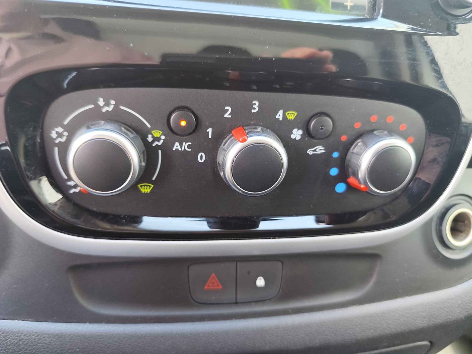 Renault Trafic 2.0dCi  L1H1 SORTIMO