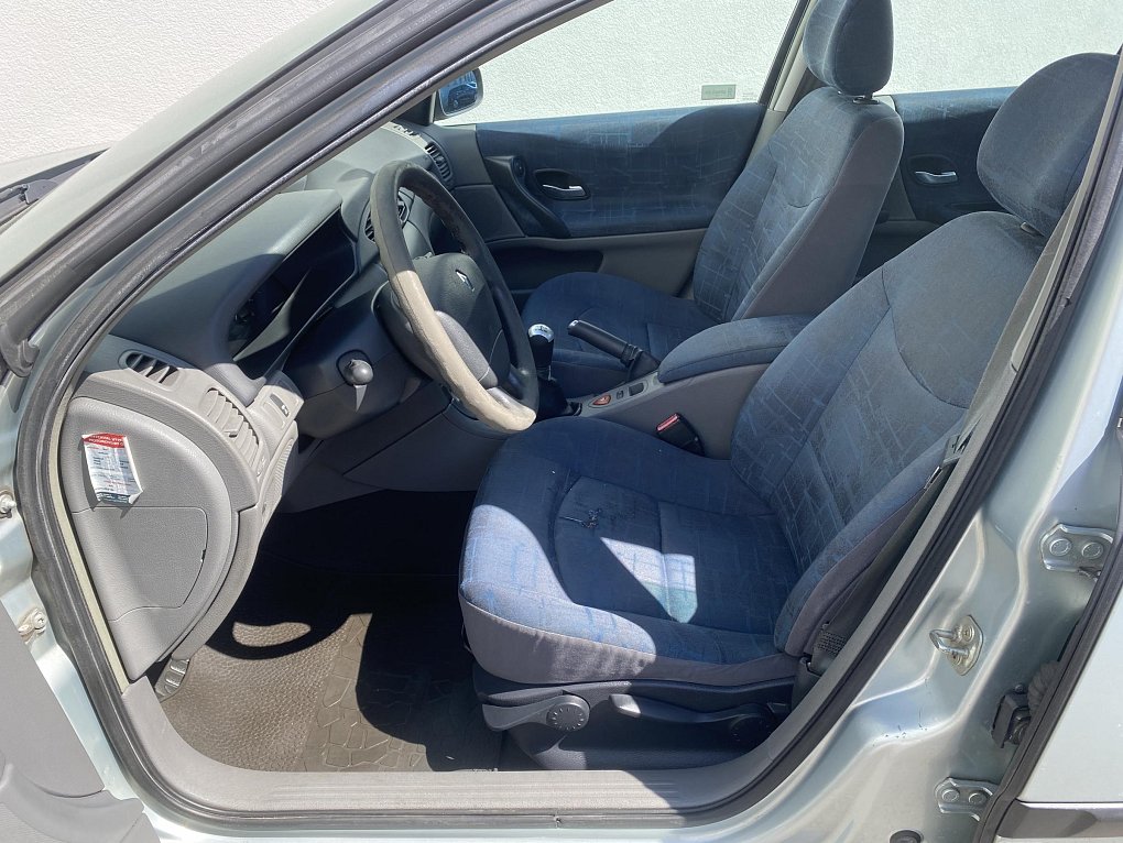 Renault Laguna 1.8i 