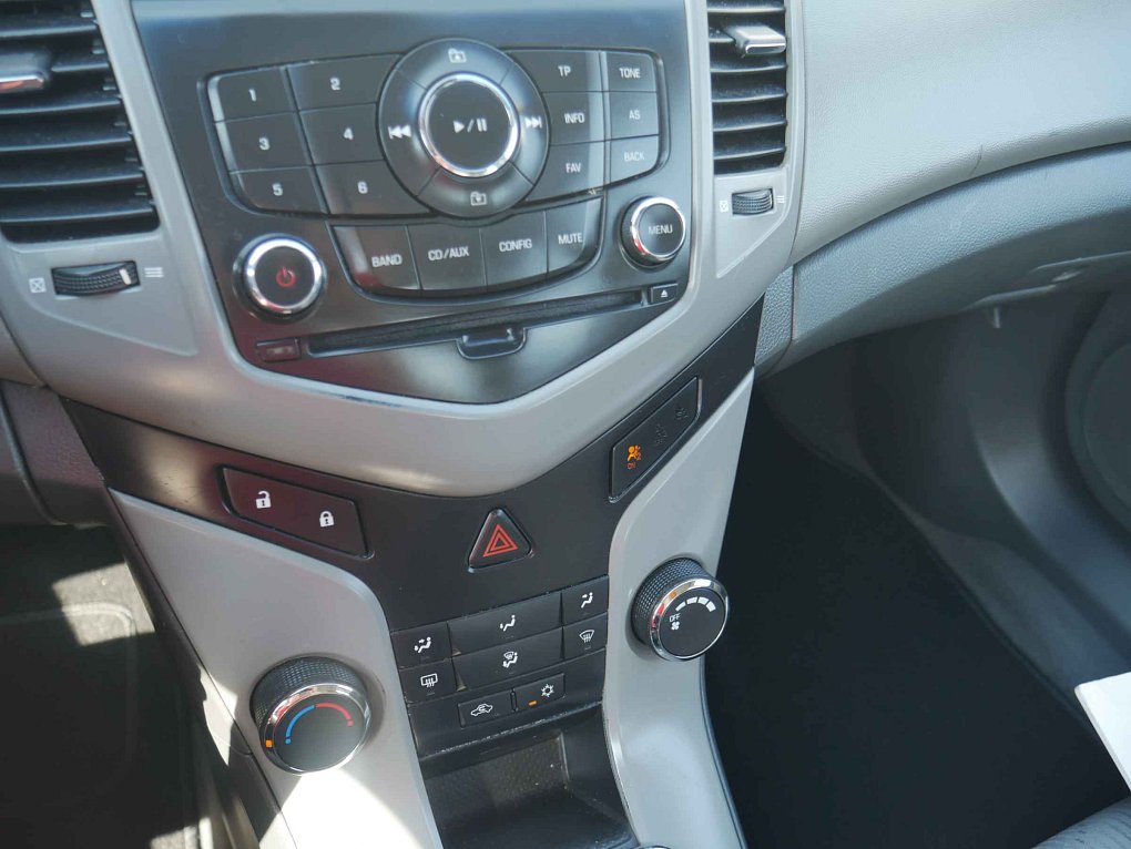 Chevrolet Cruze 1.6i 