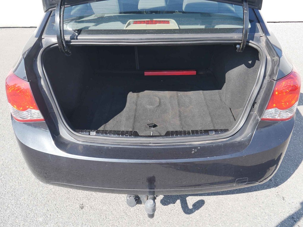 Chevrolet Cruze 1.6i 