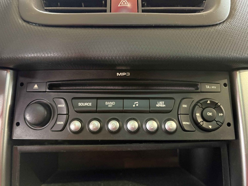 Peugeot 207 1.6i 