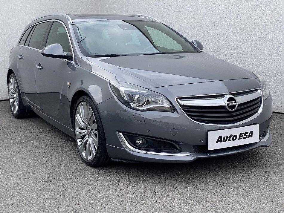 Opel Insignia 2.0 CDTi OPC line