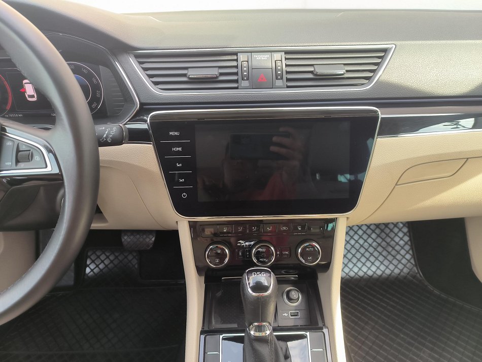 Škoda Superb III 2.0 TDi L&K