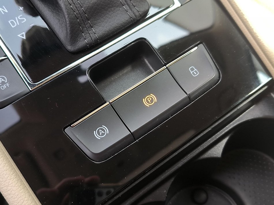 Škoda Superb III 2.0 TDi L&K