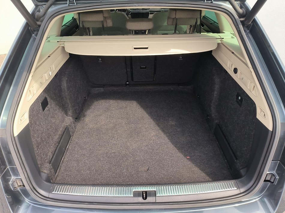 Škoda Superb III 2.0 TDi L&K