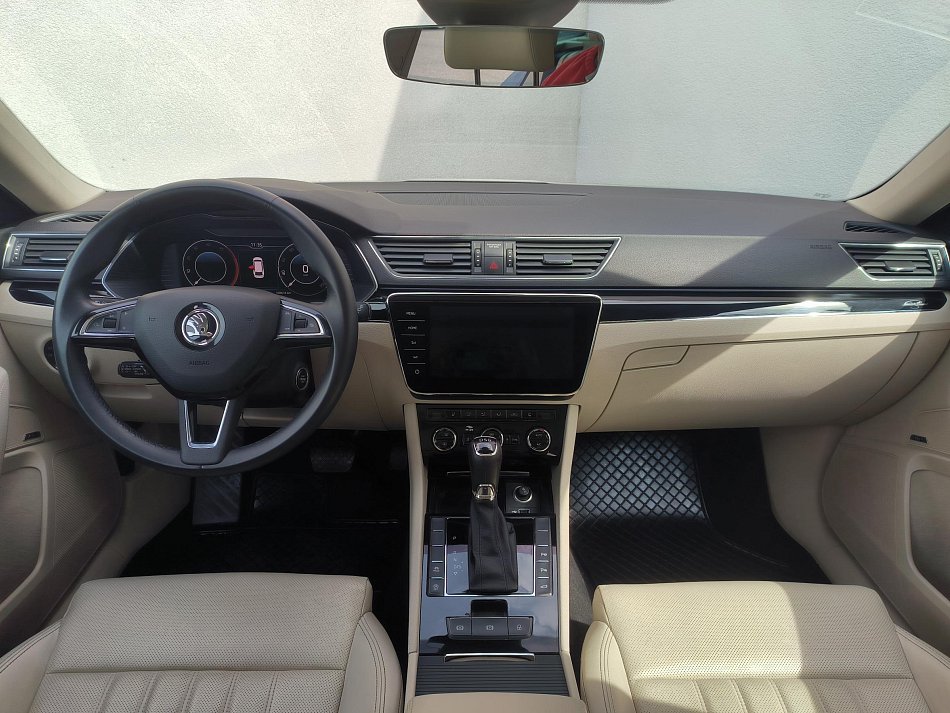 Škoda Superb III 2.0 TDi L&K