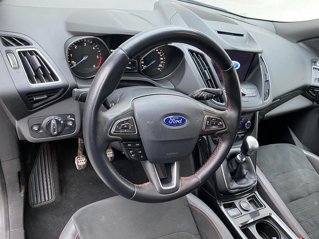 Ford Kuga 2.0 TDCi ST-Line AWD