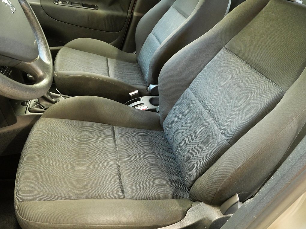 Peugeot 207 1.4i 