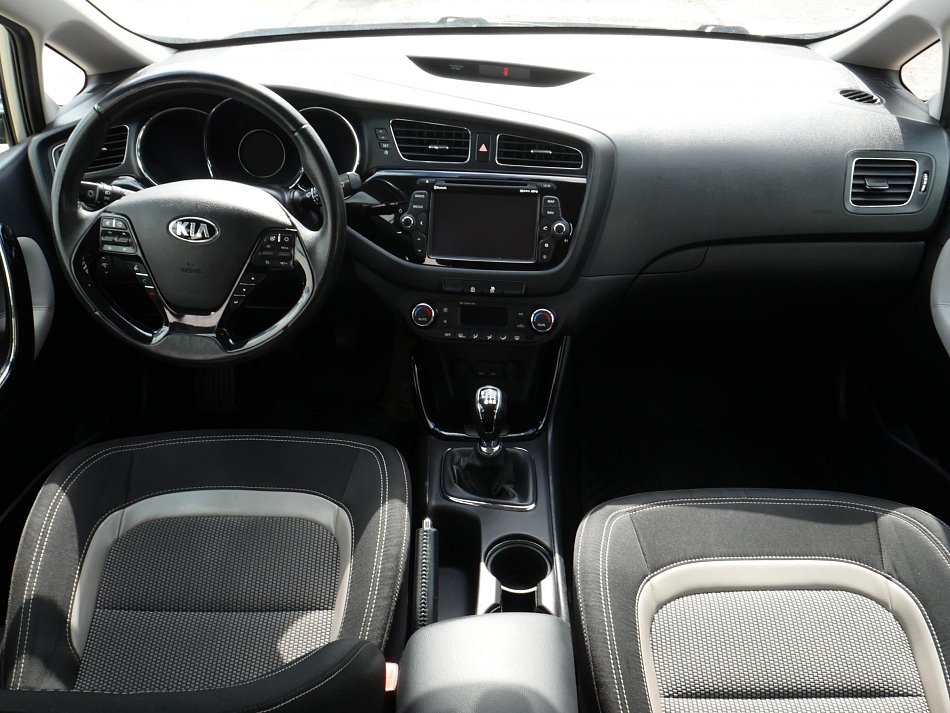 Kia Ceed 1.6 GDi 