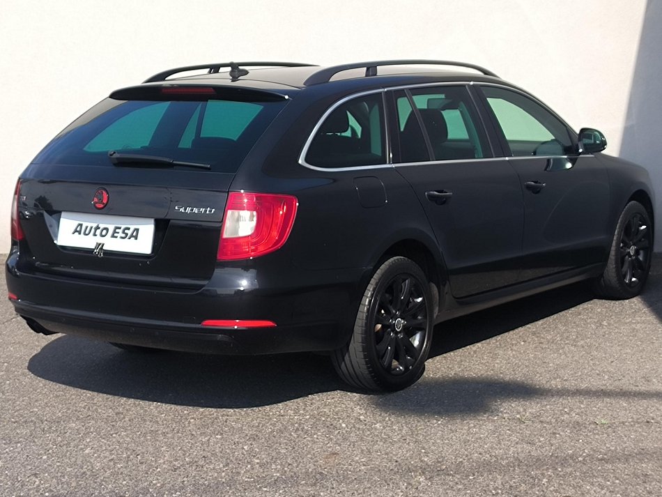 Škoda Superb II 2.0TDI Ambition