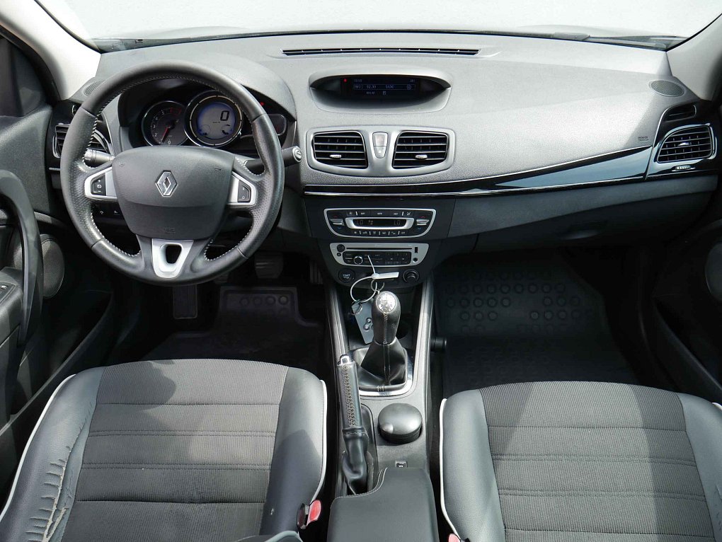 Renault Fluence 1.6i 