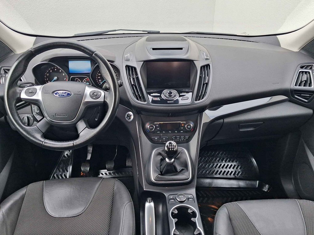 Ford Kuga 1.5 EB Titanium
