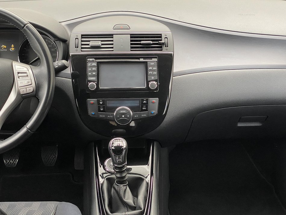 Nissan Pulsar 1.2i 